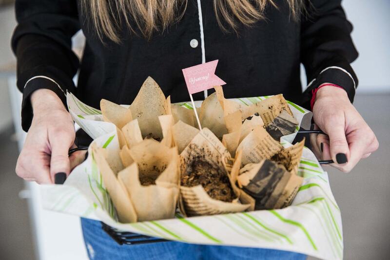 Papel negro tulipa de cocción antigrasa 150x150mm A80mm - 120Uds