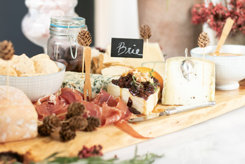 Pincho de bambú Tikon con extremo de panel negro 90mm - 20Uds