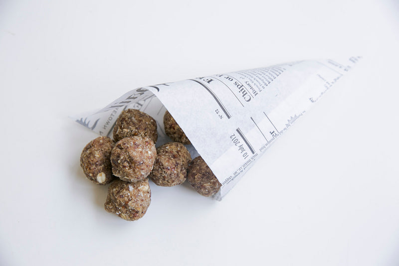 Cono de papel antigrasa con diseño periódico 660ml 310x220mm A220mm - 1000Uds