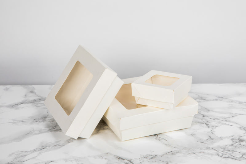 Caja cuadrada de cartón blanco con tapa ventana KRAY 950ml 155x155mm A50mm - 25Uds